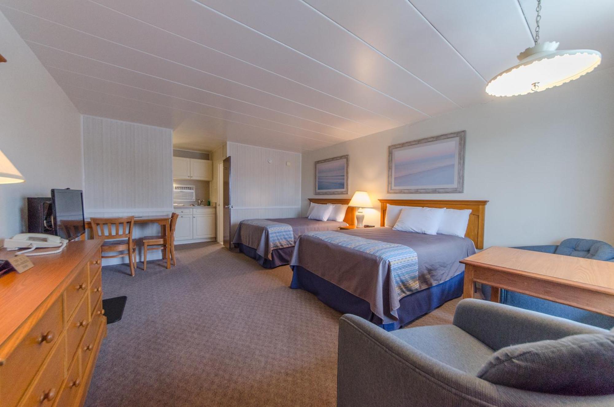 Lark Motel 3*